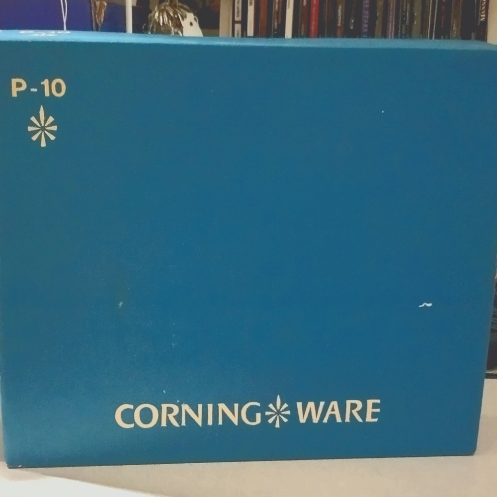 Vintage P-10 10 inch Skillet with cover CorningWare